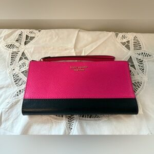 Kate Spade Fuchsia and Black Wristlet